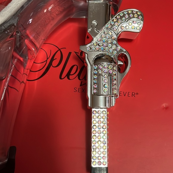 🎀👠🎀👠🎀👠🎀👠PLEASER REVOLVER PLATFORMS🎀👠🎀👠🎀👠🎀👠 - Picture 6 of 8